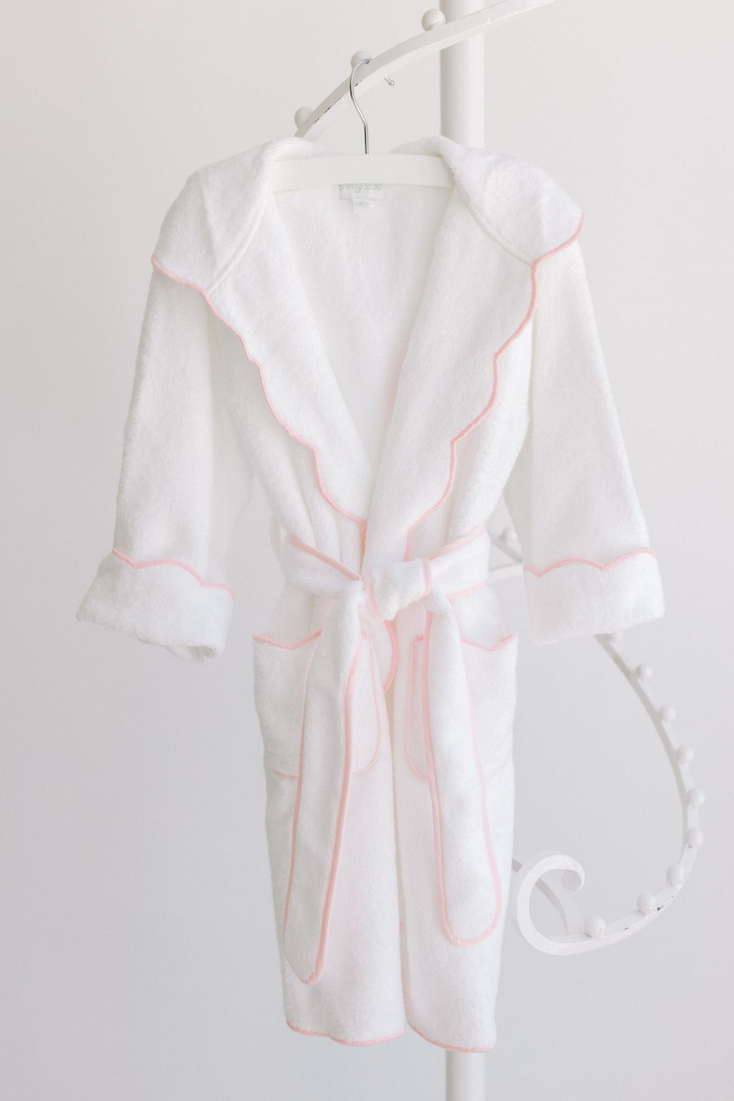 Bathrobe- Pink Scallop